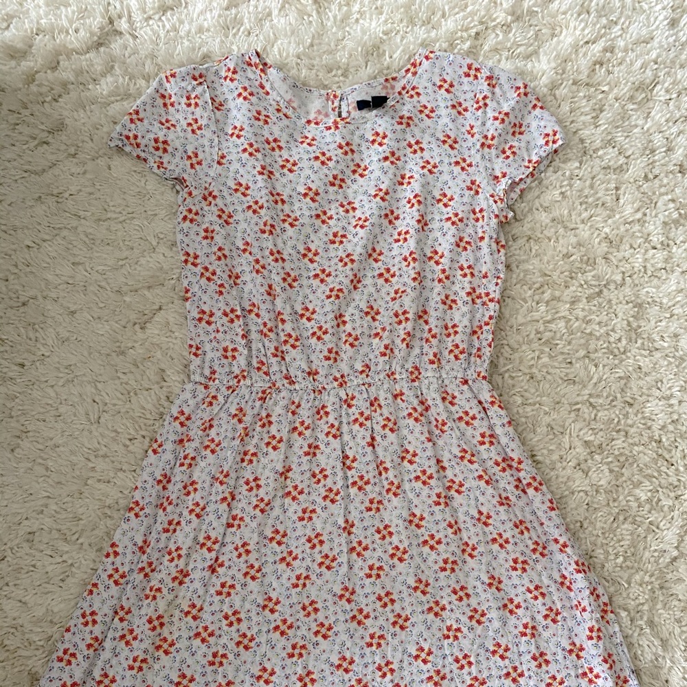 Girls dress